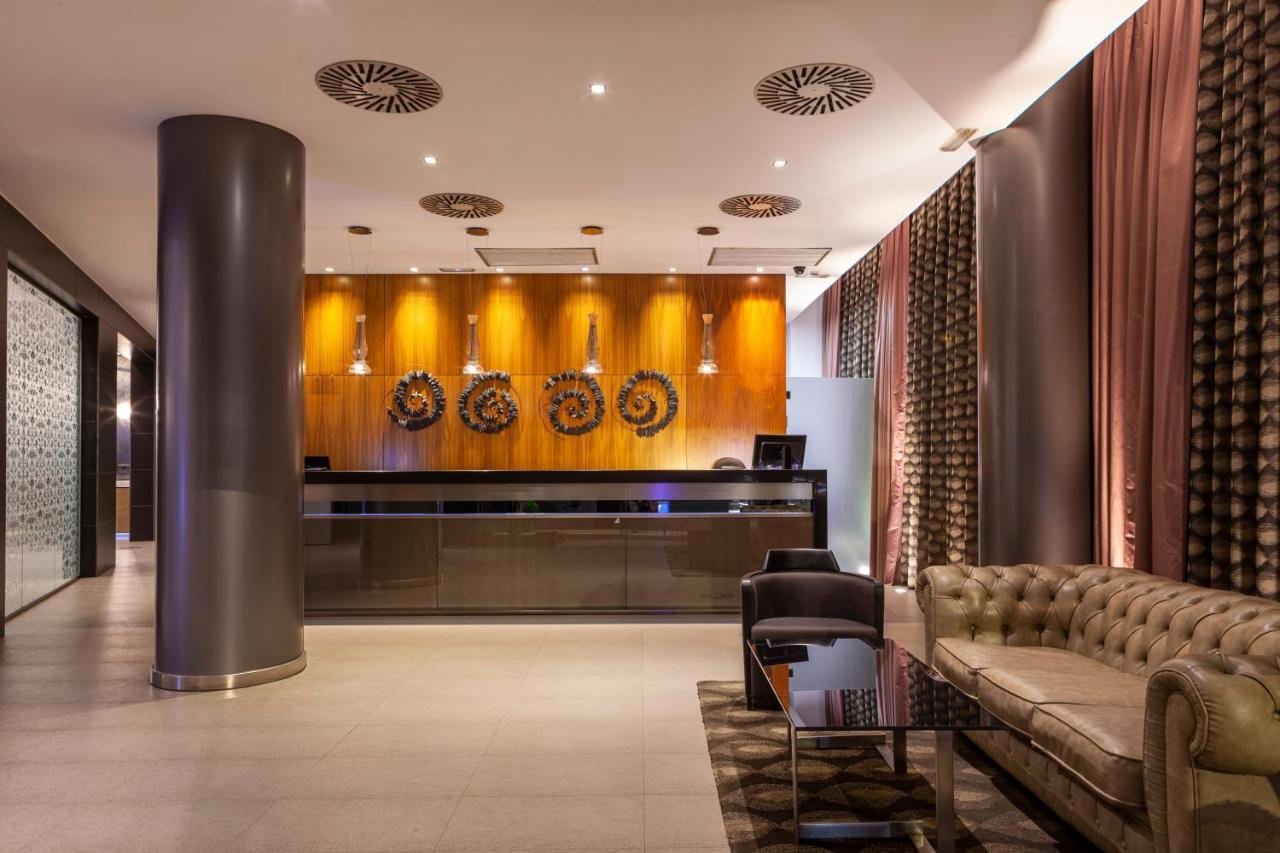 Porcel Torneo Hotell Sevilla Eksteriør bilde