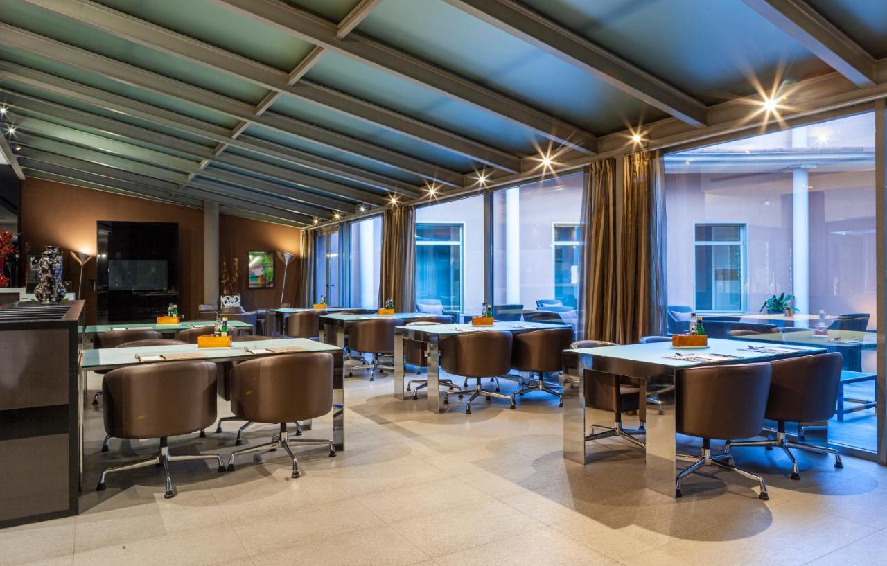 Porcel Torneo Hotell Sevilla Eksteriør bilde